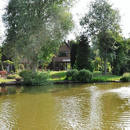 The Willows Bed & Breakfast Йорк Екстериор снимка