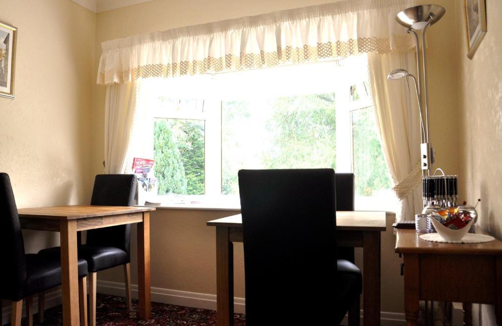 The Willows Bed & Breakfast Йорк Екстериор снимка